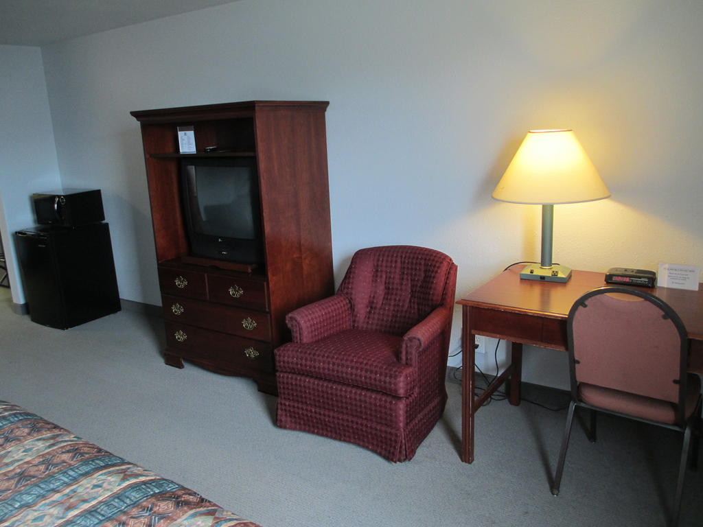 Americas Best Value Inn Billings Habitación foto